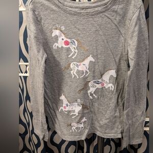 Gray Gap Long sleeve Shirt, Horses. Medium